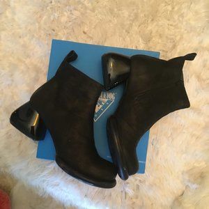 John Fluevog Etta  style  boots size 12